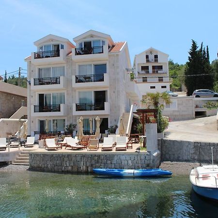Apartments Harmonia Tivat Exterior photo