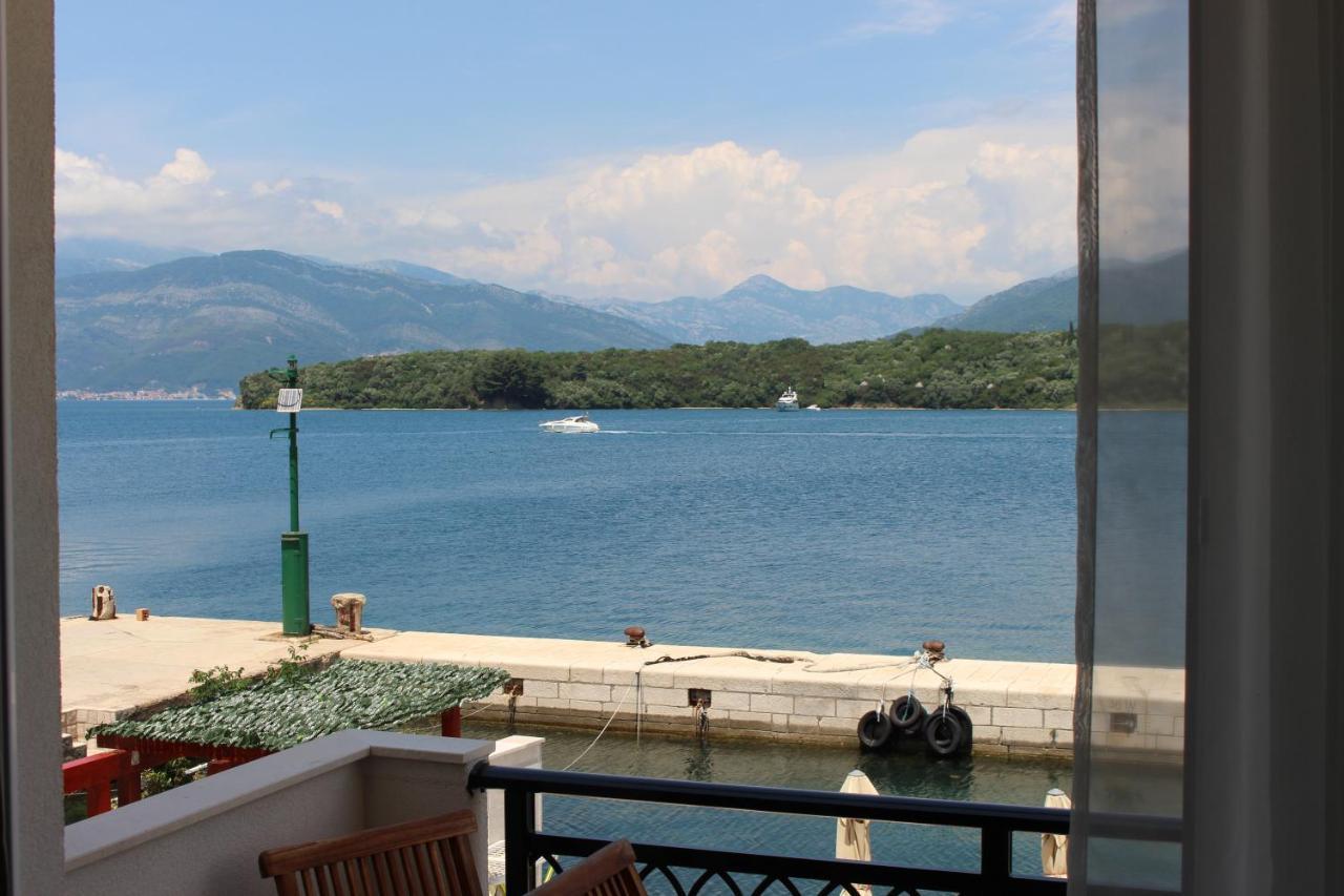 Apartments Harmonia Tivat Exterior photo