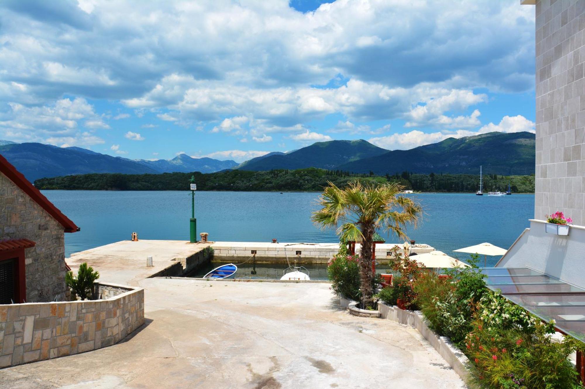 Apartments Harmonia Tivat Room photo