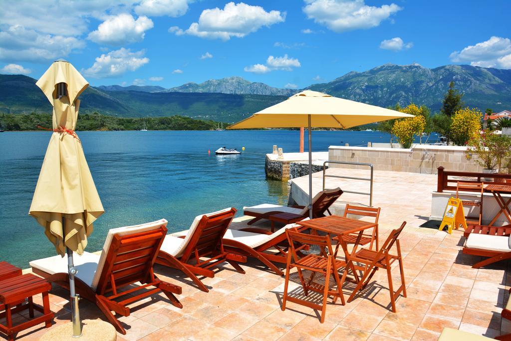 Apartments Harmonia Tivat Exterior photo
